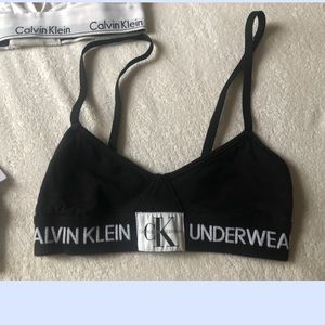 Calvin Klein Bustier Bralette in XS Black.